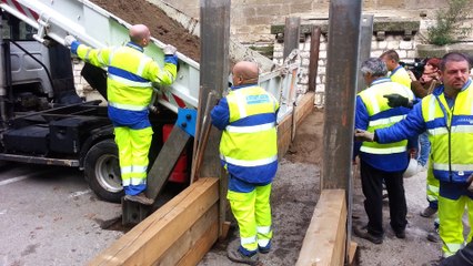 A Avignon, exercice d'installation de batardeau - Novembre 2014