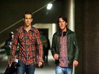 Safe House Full Movie HD