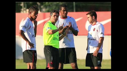 Ney Franco fez sucesso com o hit 'Na beira do caos'