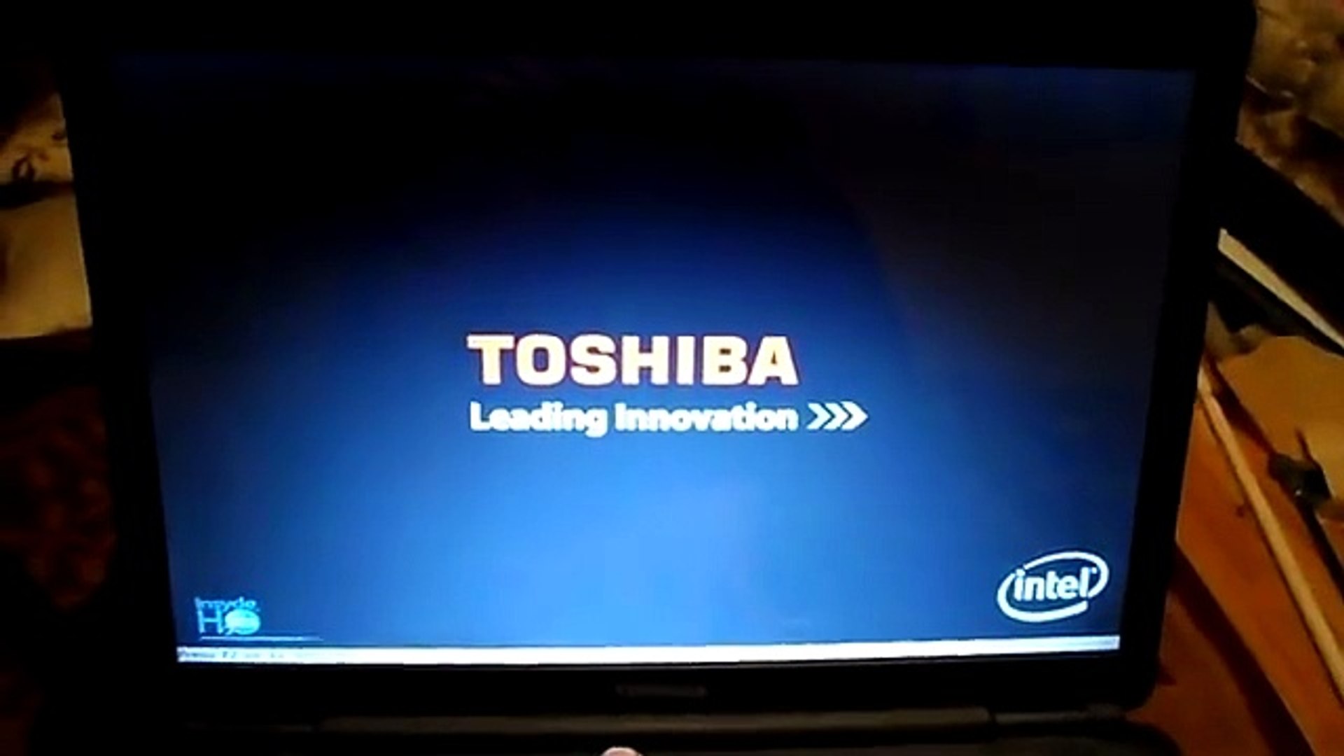 How to- Factory reset almost ANY Toshiba laptop. - video Dailymotion