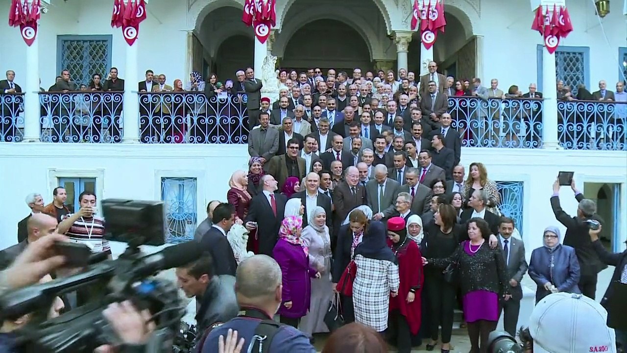 Tunisie: l'Assemblée constituante élue en 2011 tire sa révérence