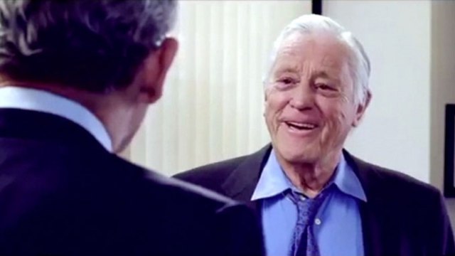 Ben Bradlee teaches Bob Woodward how to use The Washington Post iPad app