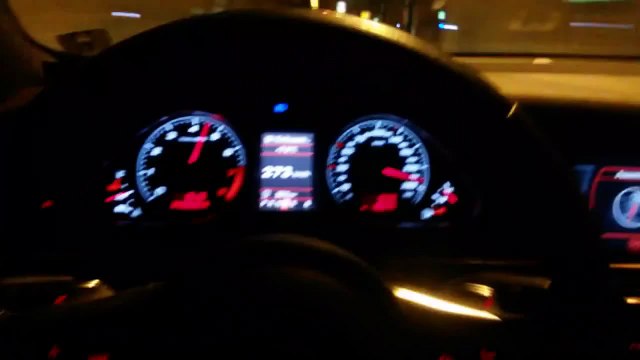 Il roule à 316 km/h dans un tunnel en Audi RS6