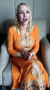 Danish woman singing Pakistani Milli Naghma Sohni Dharti