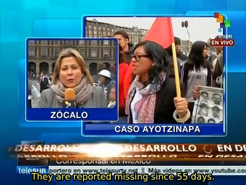 Mexicans protest in solidarity with Ayotzinapa students