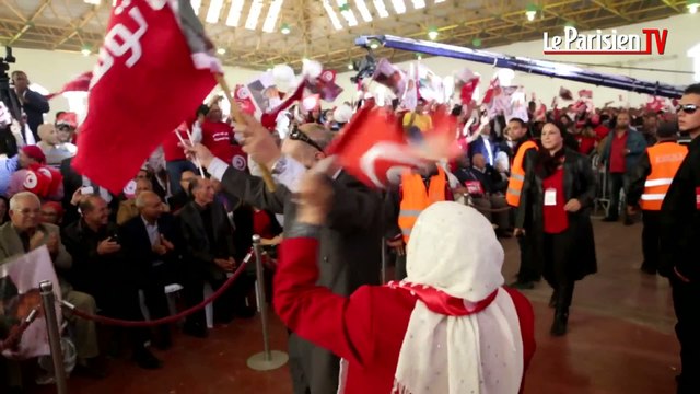 Présidentielle en Tunisie : le dernier meeting d'Essebsi