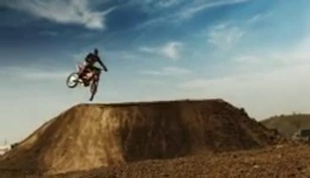 VIDEO COPILOT - 01. Basic Sky Replacement Learn to enhance video with sky replacement - After Effects Tutorials, Plug-ins and Stock Footage for Post Production Professionals