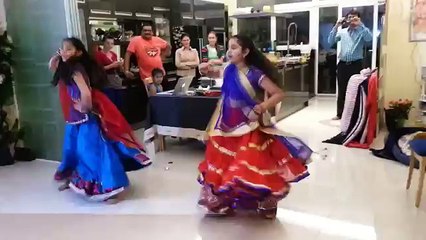 gujrathi garba and dandiya steps to dance