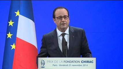 Hollande redit son "respect" pour Chirac