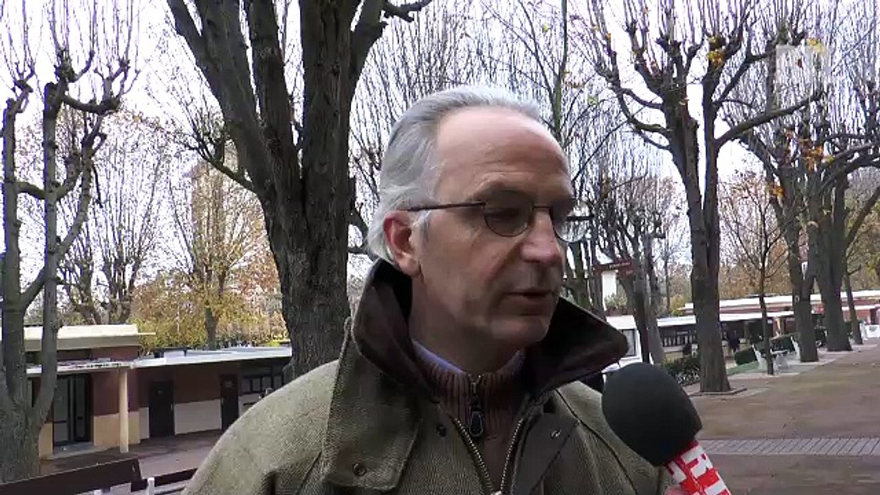 David Windrif, entraîneur du 11, Vent d'Allier, dans le Prix Jean Laumain