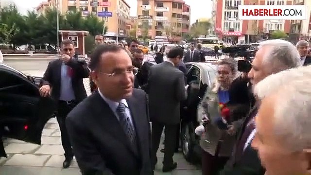 Adalet Bakanı Bozdağ, Bakırköy Adliyesi'ni Ziyaret Etti