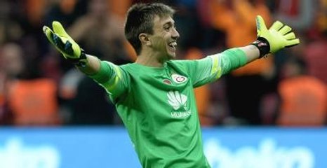 Devler, Muslera'nın Peşinde