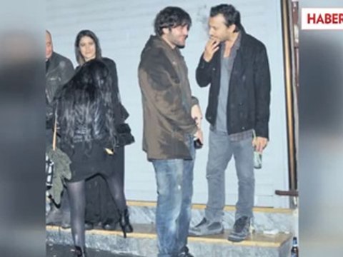 Kaçak Aşıklar Sobelendi! Hazal Kaya ve Ali Atay'dan Birlikte İlk Poz