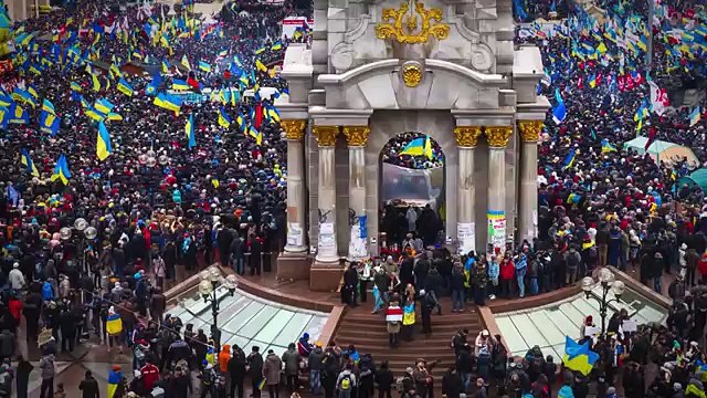 Украина отмечает годовщину Майдана.Слава Украине!Героям слава!