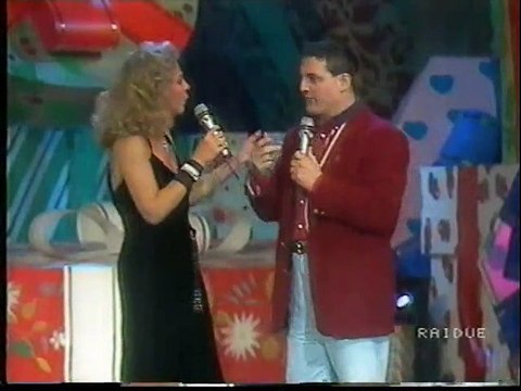 LORETTA GOGGI in Il Canzoniere delle Feste (3° puntata 9).