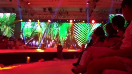 Sa Mưa Giông - Phương Mỹ Chi ft. Quang Lê