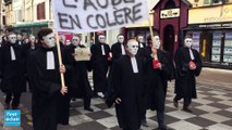 Les avocats manifestent à Troyes