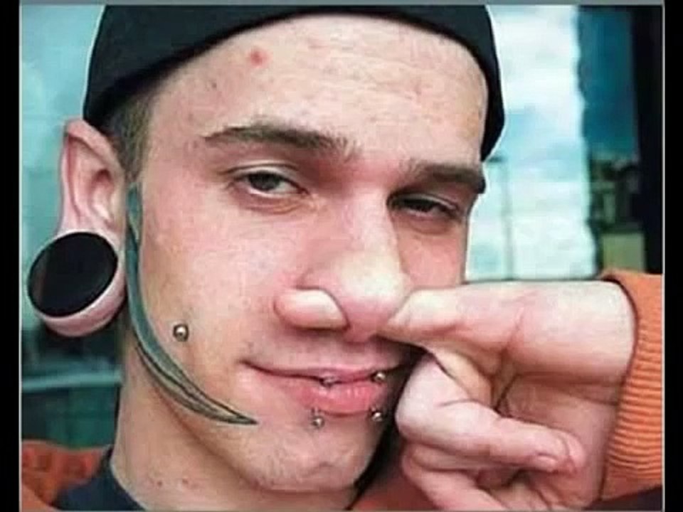 10 weird people in the world  http://11points.blogspot.com