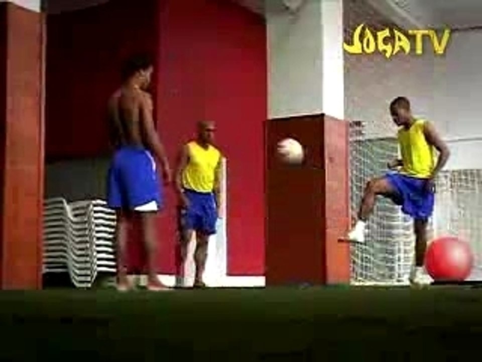roberto carlos , robinho et ronaldinho