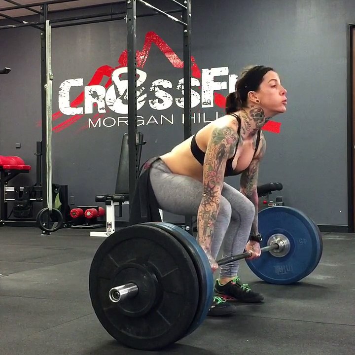 Clean pull 3x2 @ 105% set 3 of 3