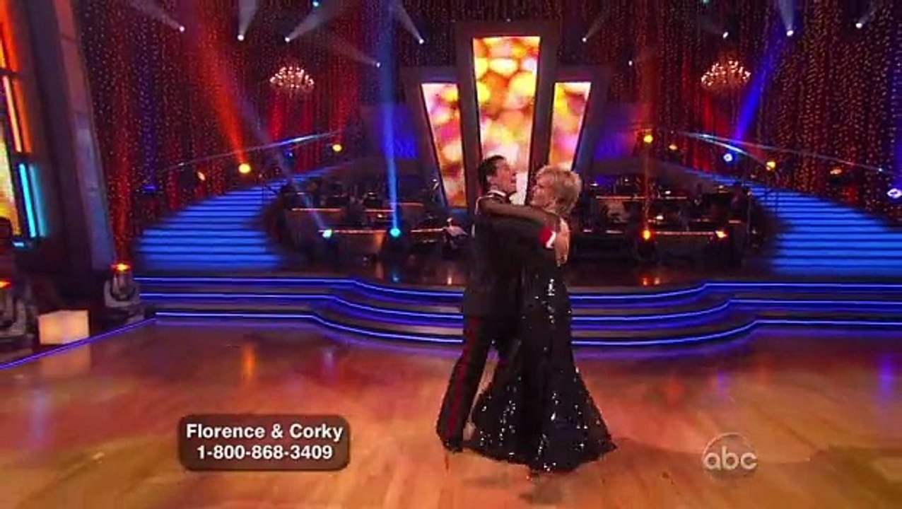 Florence Henderson & Corky Ballas - Quickstep