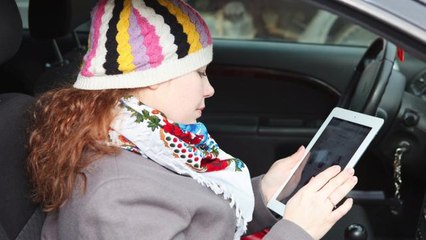 The Best Apps for Car Rides this Holiday Season