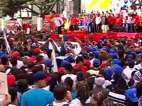 Maduro pide democratizar el ingreso a las universidades