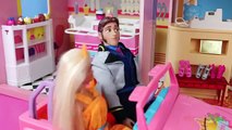 Barbie Disney Frozen Elsa and Superheroes Spiderman with Shopkins at Barbie Mall with Barista Barbie