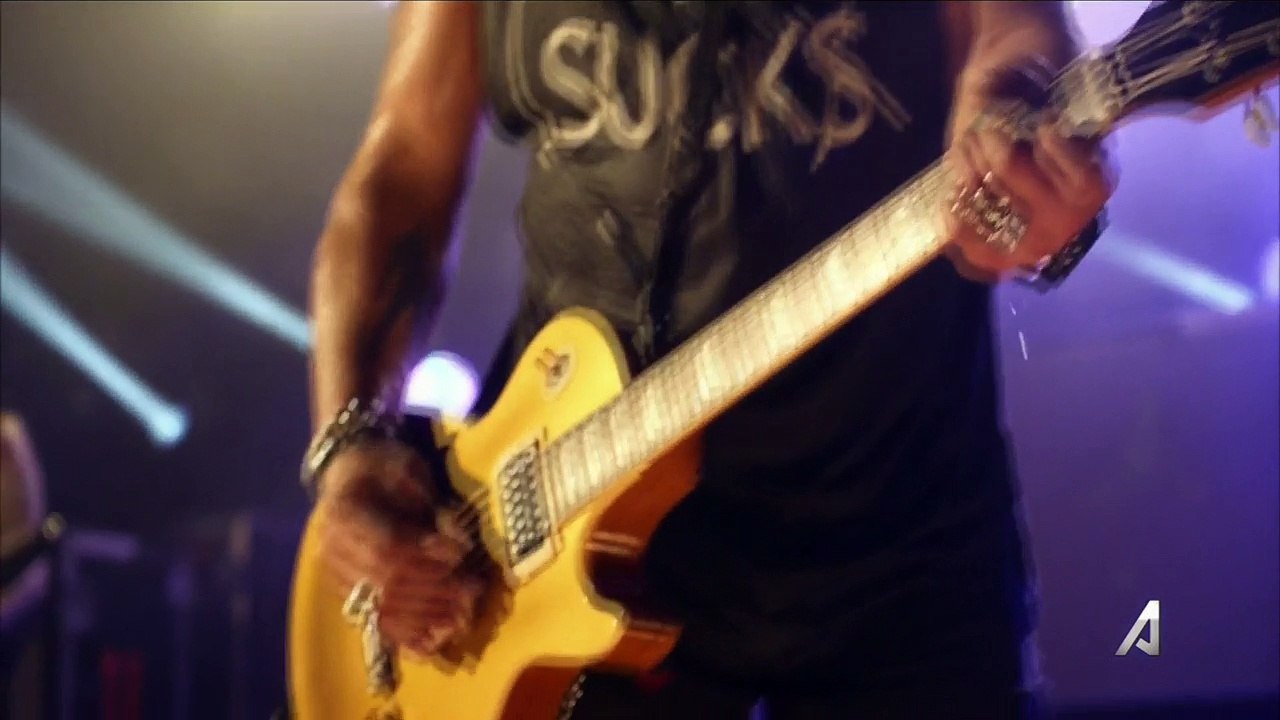 Slash ft. Myles Kennedy & The Conspirators - Starlight (Live from The Roxy 2014)