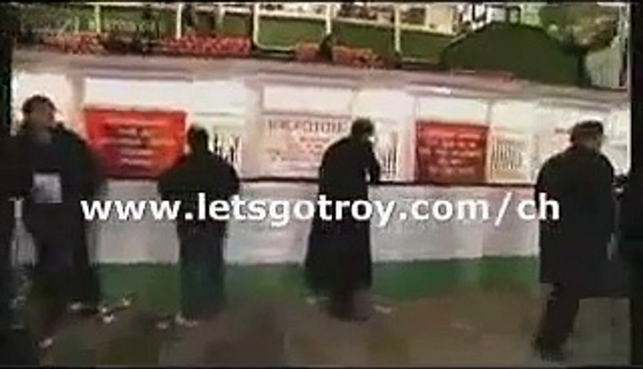 Conversational Hypnosis used by Derren Brown [NLP]