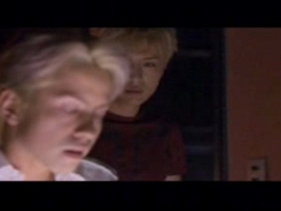 Moonchild Clip - Teste de Hyde e Gackt