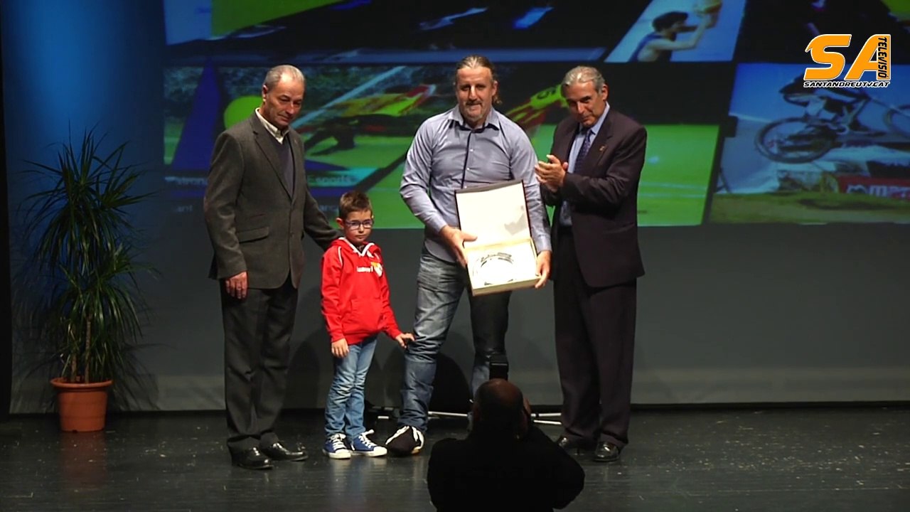 211114 nit esport local 2014