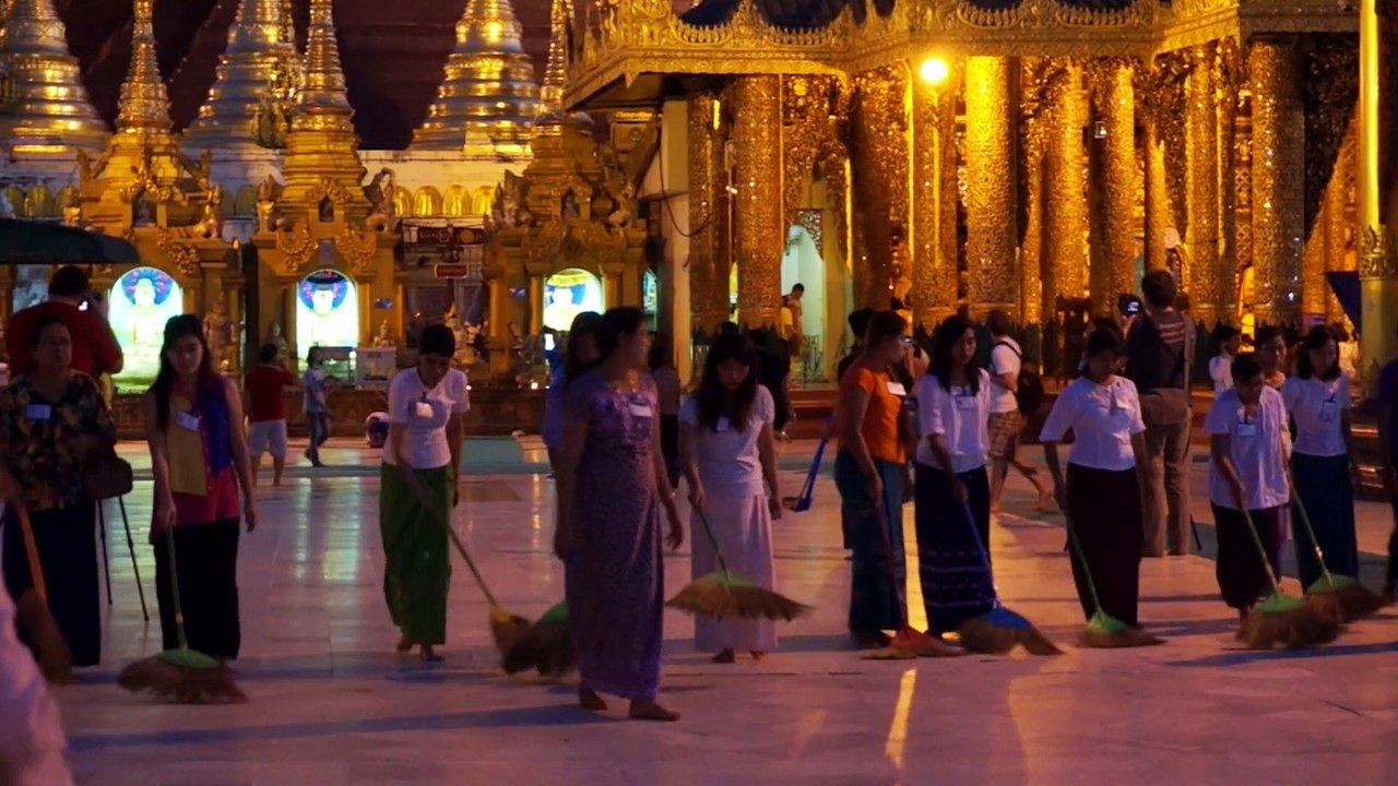 Au bout du Schtroumpf 10 - Myanmar