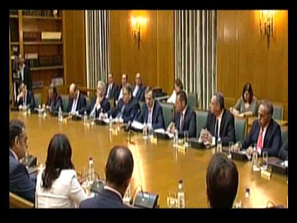 Εμπλοκή με Τρόικα για τις 100 δόσεις