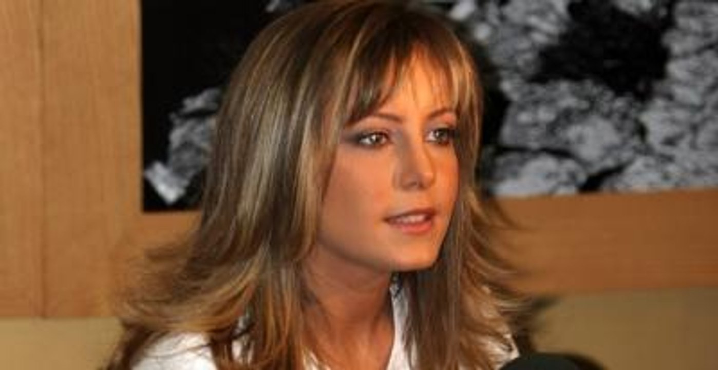 Vildan Atasever Kürtçe Eleştirilerine Yanıt Verdi