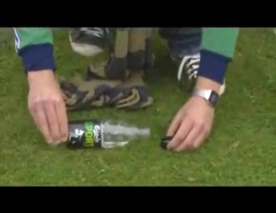 Squirrel Doing Kick Ups - Funny Videos at videotri