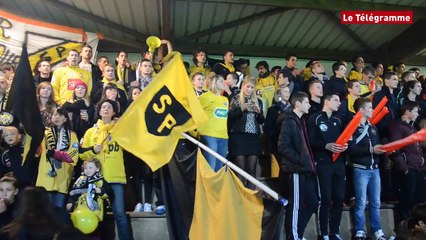Coupe de France. Les "ultras" du Stade Pontivyen se sont bien amusés malgré la défaite