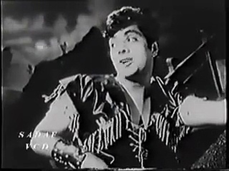 Raat Chali Hai Jhom Kay - (Late) Ahmed Rushdi &...