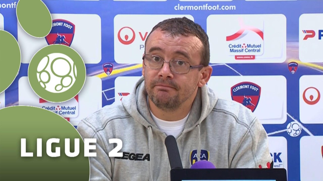Conférence de presse Clermont Foot - AC Arles Avignon (3-1) : Corinne DIACRE (CF63) - Stéphane CRUCET (ACA) - 2014/2015