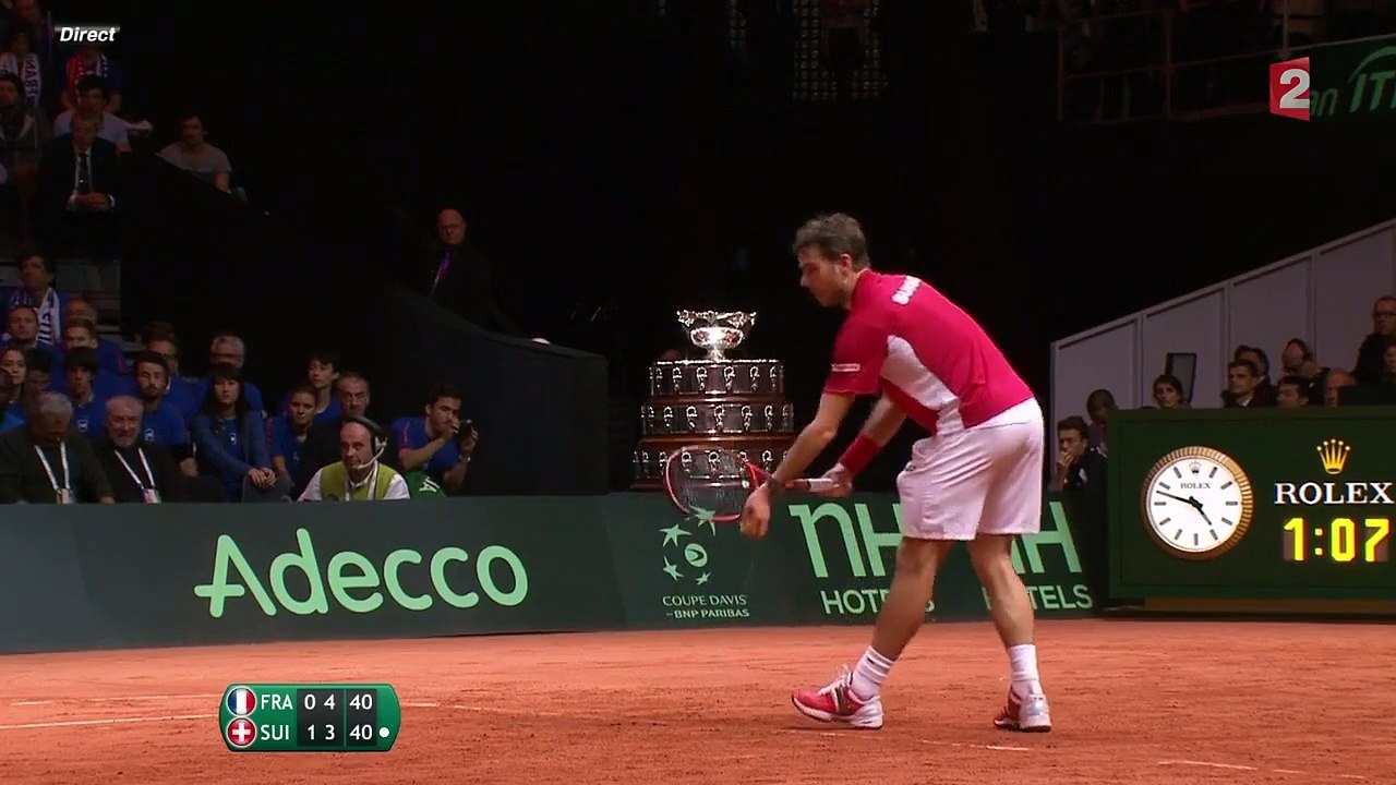Coupe Davis : la volée exceptionnelle de Roger Federer (France/Suisse)