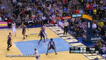 Torcedora do Denver ganha beijinho de Javale McGee