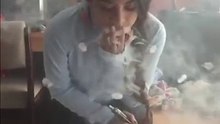 nice smoking girl ;)