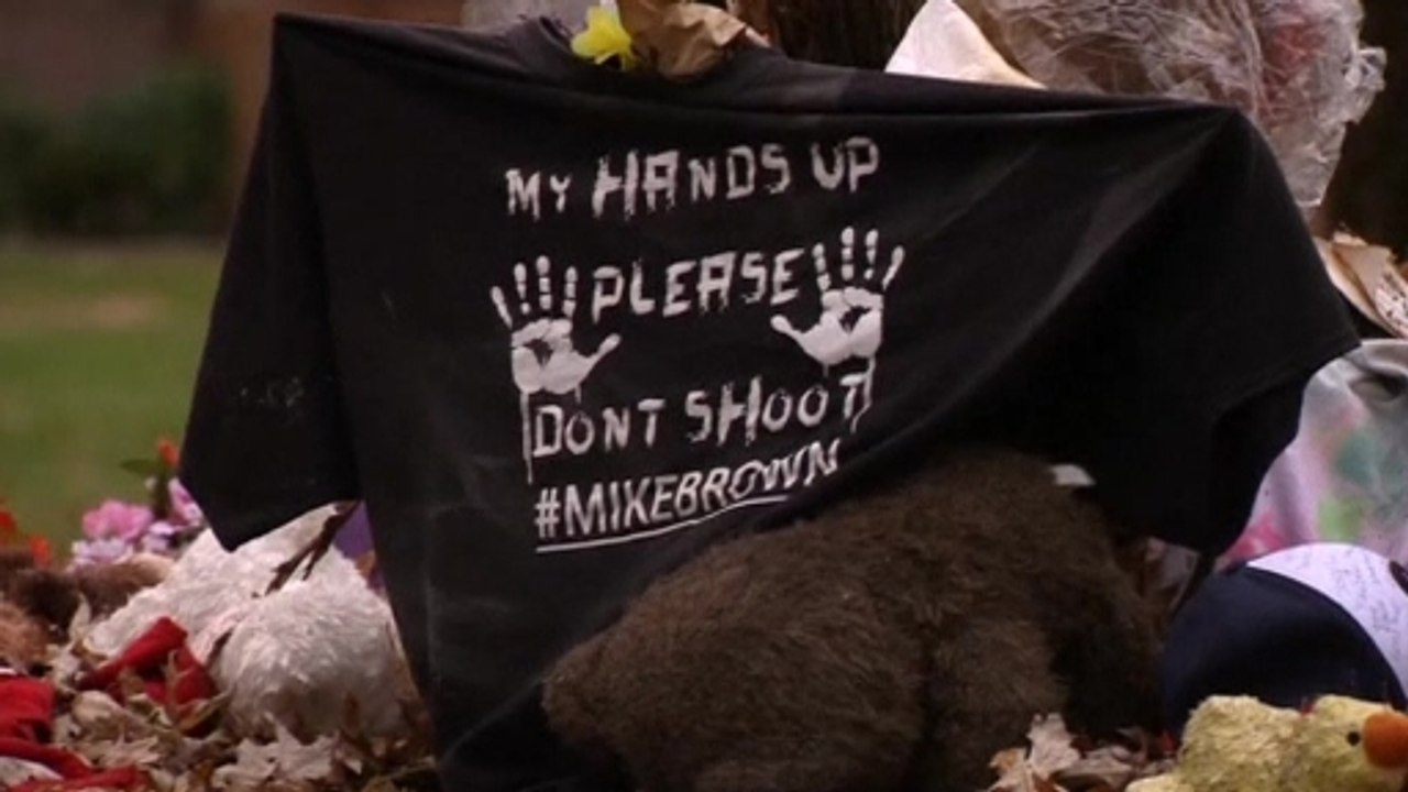 Ferguson anxiously awaits grand jury decision on police shooting