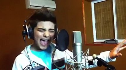 Amazing Voice of younge guy