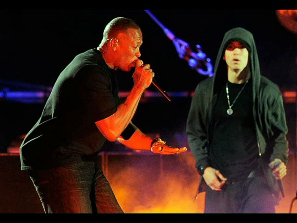 Dr Dre & Eminem - What's The Difference Karaoke