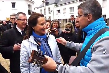 Séné. Quand Luc Padilla chante... pour Ségolène Royal