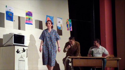 Revue du FC Lutry 2014 - Chanson Ca cloche a Savuit