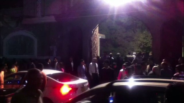 مئات الأقباط يودعون عميد مطارنة مصر في أسيوط