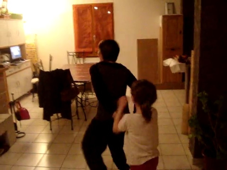 Danse avec papa et sandrine