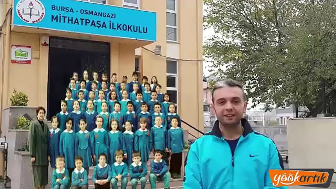 Ağlatan Öğretmenler Günü Kutlaması